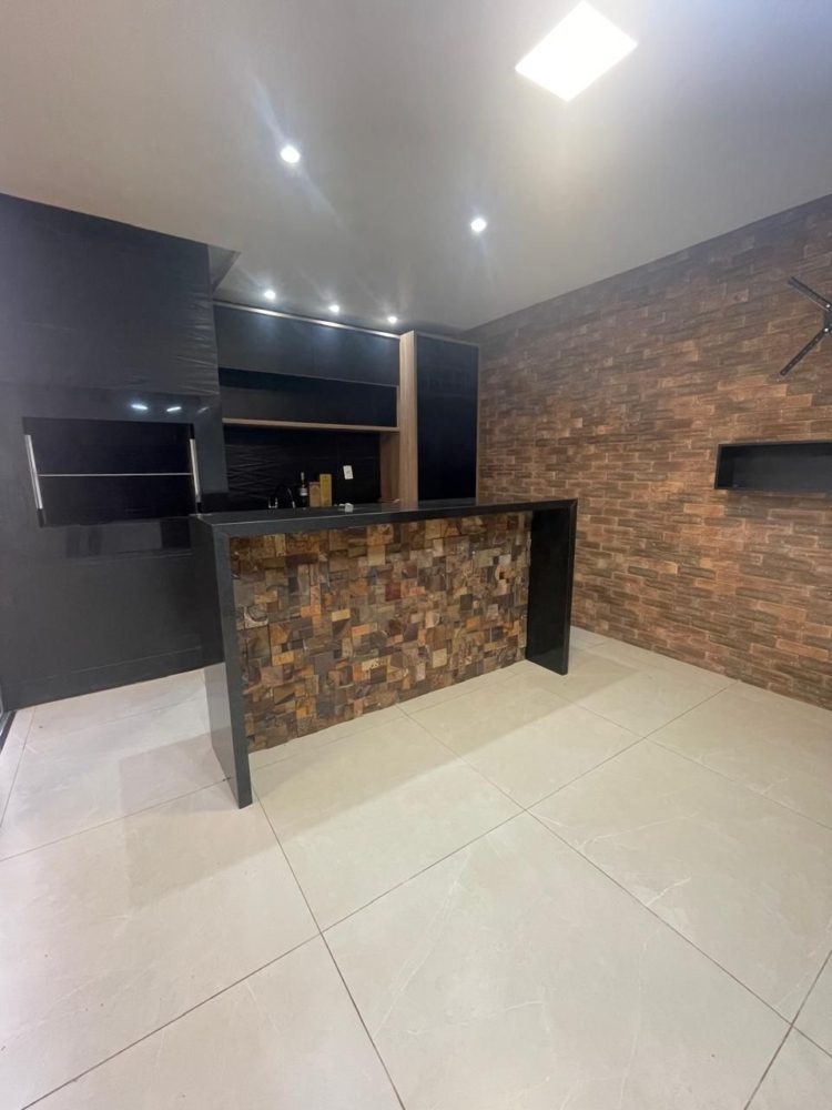 90bb48e9-06c1-44b1-b21f-ed8e48935139