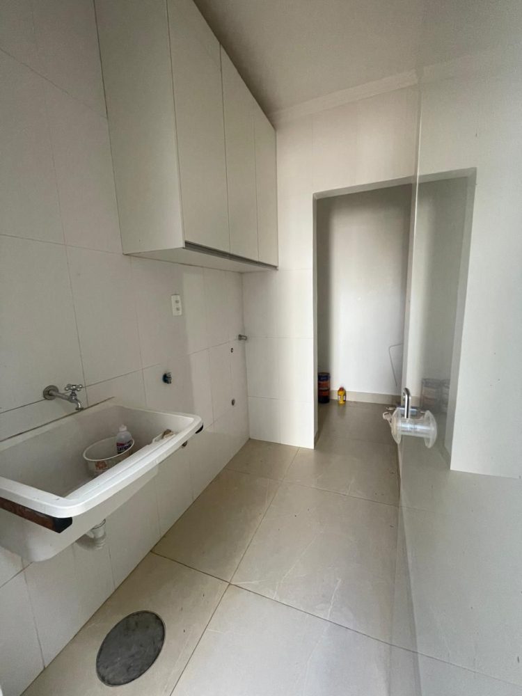 9d401f70-1322-4ea0-a1a3-d33ee27ec185