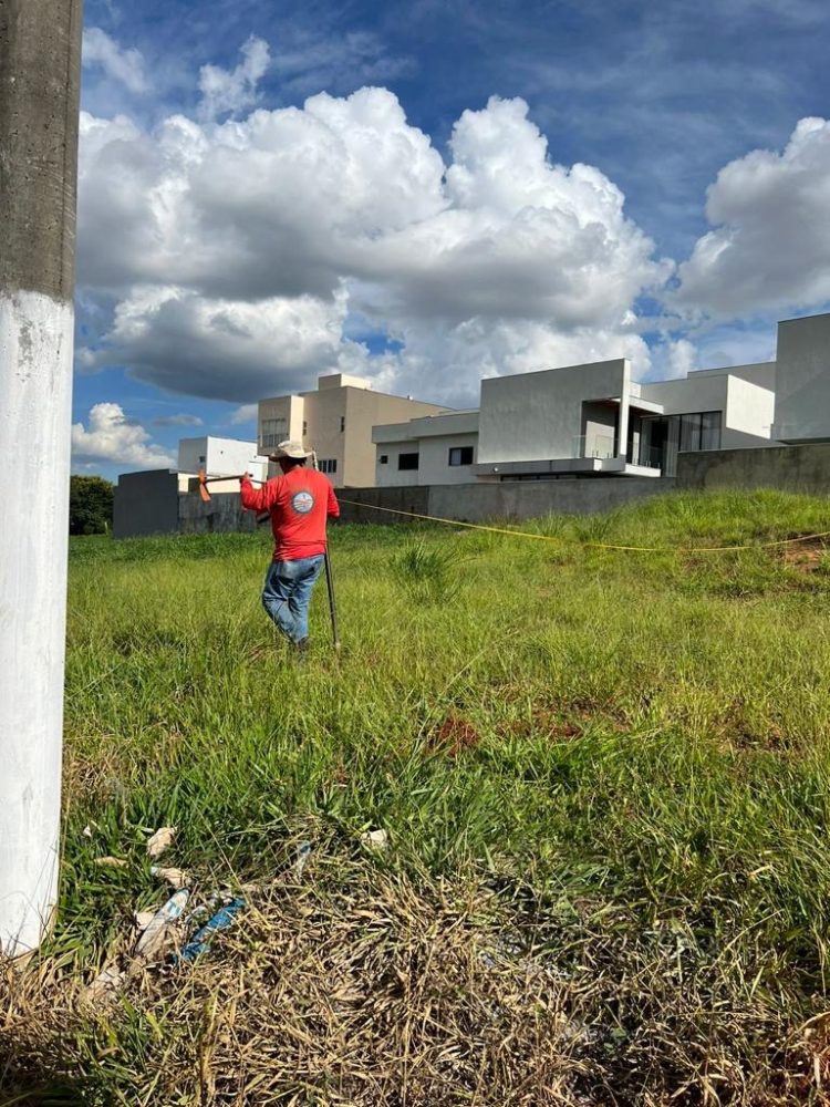 b68de64d-11d6-4647-af37-77b0a502dfe1