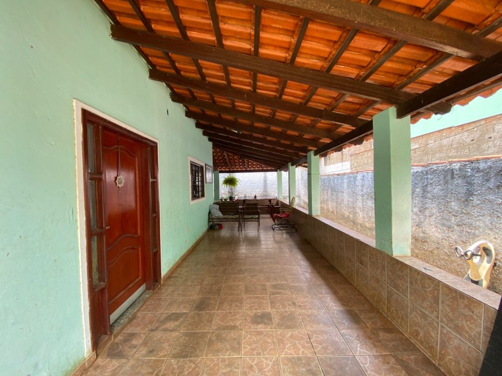 c50270e7-42f6-4f51-937b-5ff7dc0d8e68