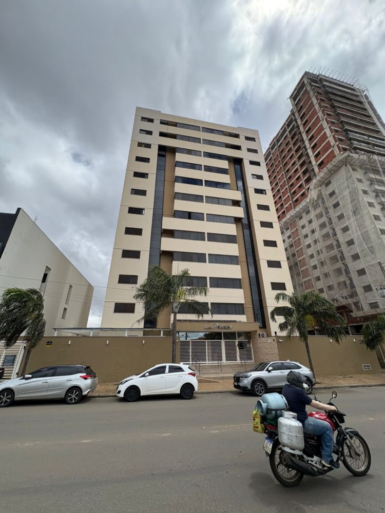 b94a127f-0848-46d5-a269-aa81b1988a4a