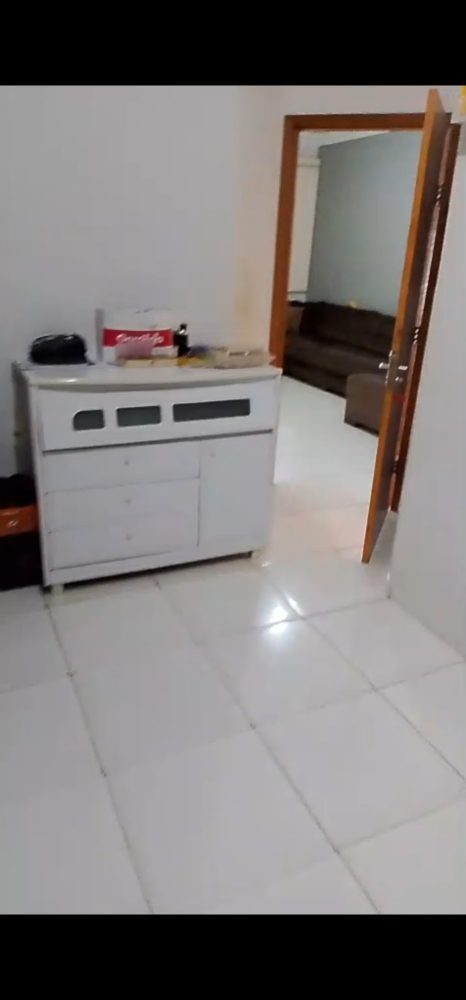 1000850628