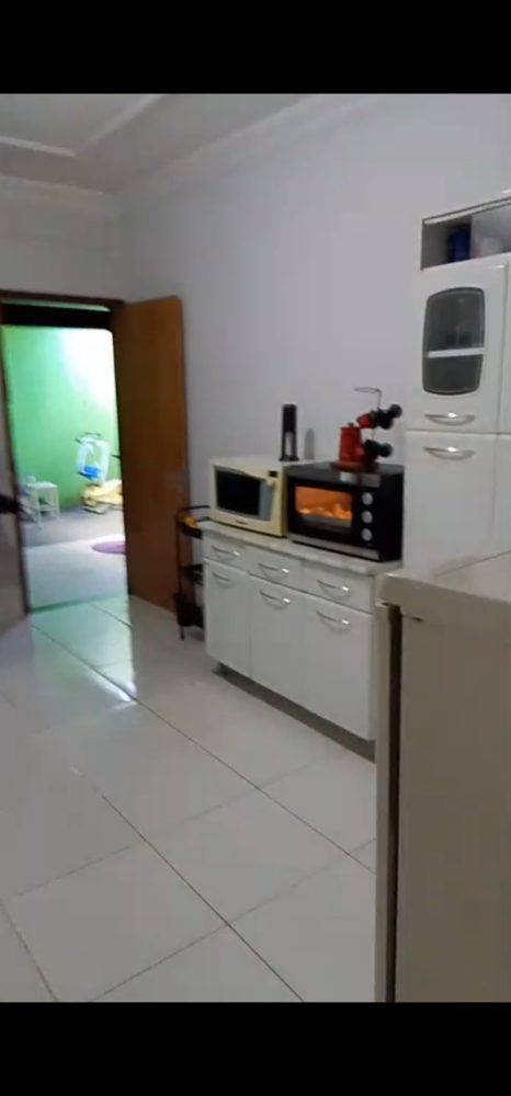 1000850643