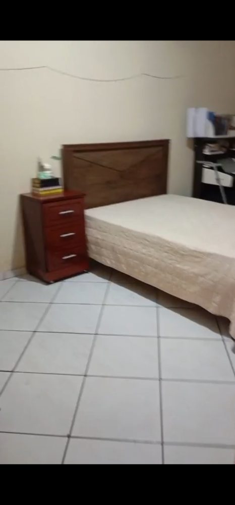 1000850736