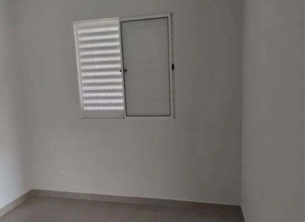 1000901386